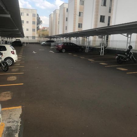 Appartement Apartamento Em Londrina Privado Com 2 Quartos De Casal Com Utensilios Garagem E Wifi Extérieur photo